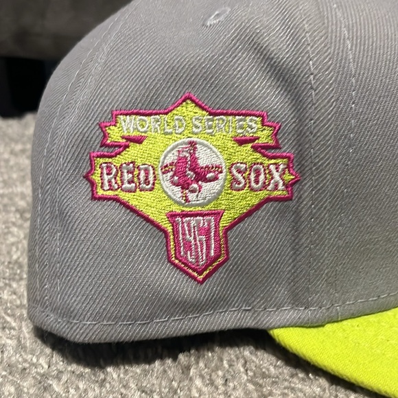 New Era Gray and Neon Yellow Hat - Picture 2 of 4